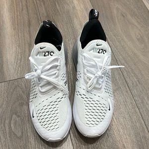 Nike Air Max 270